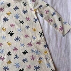 Hanna Andersson Cream Dress with Multicolor Starburst Pattern